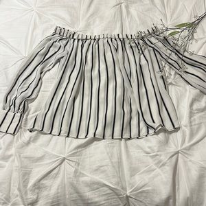 Forever 21 blouse size L